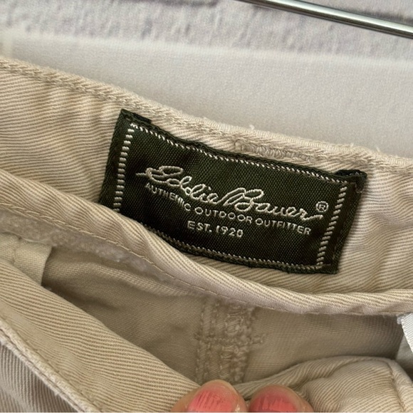 Eddie Bauer relaxed for shorts Size 36 - Picture 6 of 7